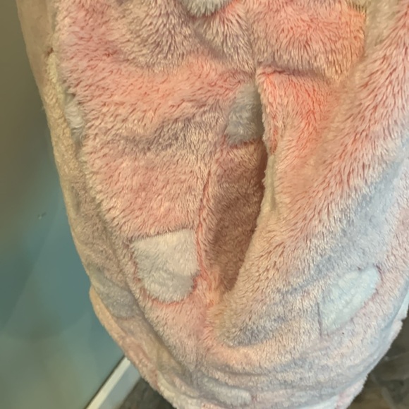 Colsie Pink Heart Short Warm Fleece Robe Women’s XS / Small - Picture 5 of 7